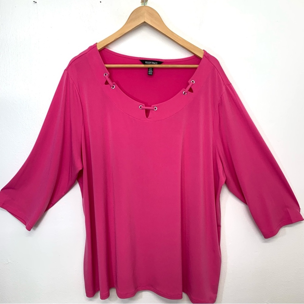 Ellen Tracy Pink‎ Knit Top Woman 2X  Pull Over Cut Out Grommet Detail Casual